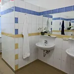 Hostel U *