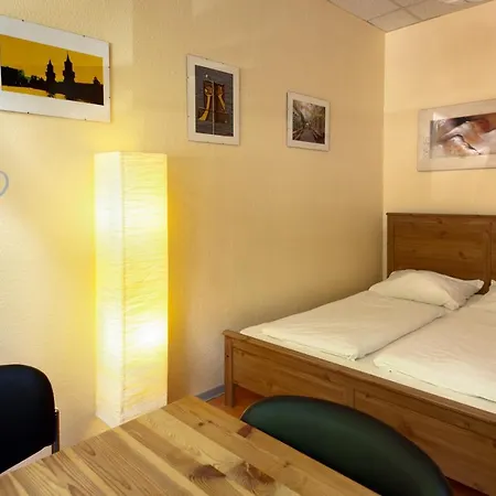 Hostal U